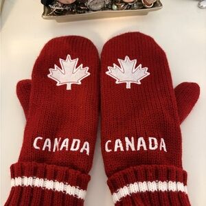 Red Canada Mittens with Maple Leaf Design